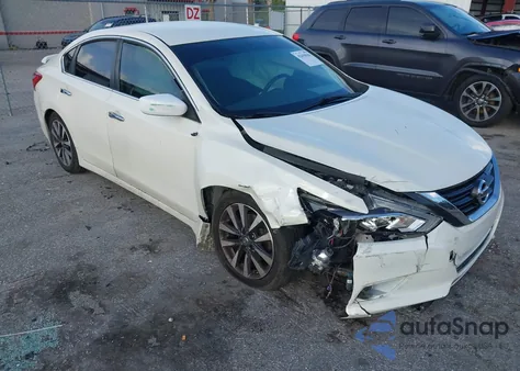 2017 Nissan Altima 2.5 Sv z USA, uszkodzony, nr VIN 1N4AL3APXHC139237